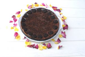 Receta de tarta de Oreo y chocolate sin horno