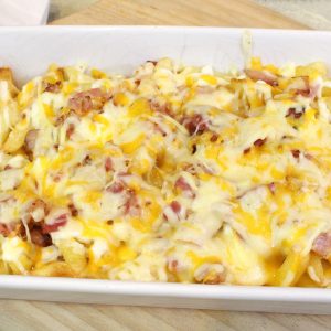 Receta de patatas fritas al estilo Foster's Hollywood o Bacon Cheese fries