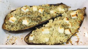 Receta de berenjenas rellenas de couscous y queso fresco