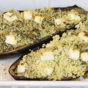 Receta de berenjenas rellenas de couscous y queso fresco
