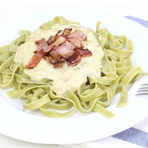 Receta de tagliatelle con salsa de queso azul y bacon