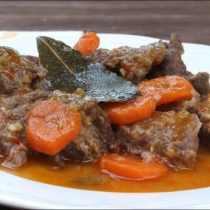 Receta de carne de ternera en salsa con Thermomix