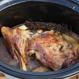 Receta de paletilla de cordero en olla de cocción lenta Chup Chup Matic