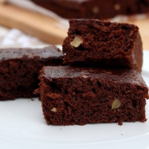 Receta de brownie de chocolate con nueces en Mambo