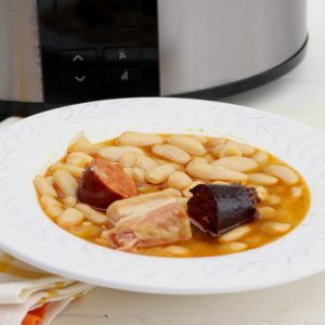 Receta de fabada asturiana en olla de cocción lenta