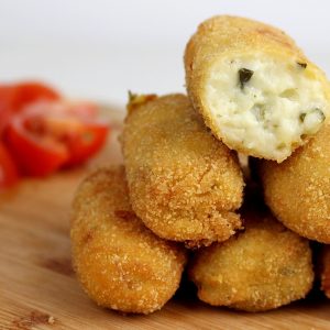 Receta de croquetas de calabacín y queso semicurado de oveja en Thermomix