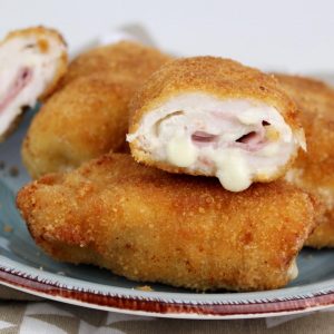 Receta de flamenquines de pollo con jamón y queso