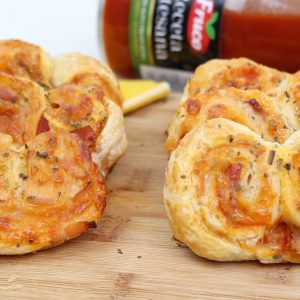 Palmeritas de hojaldre sabor pizza